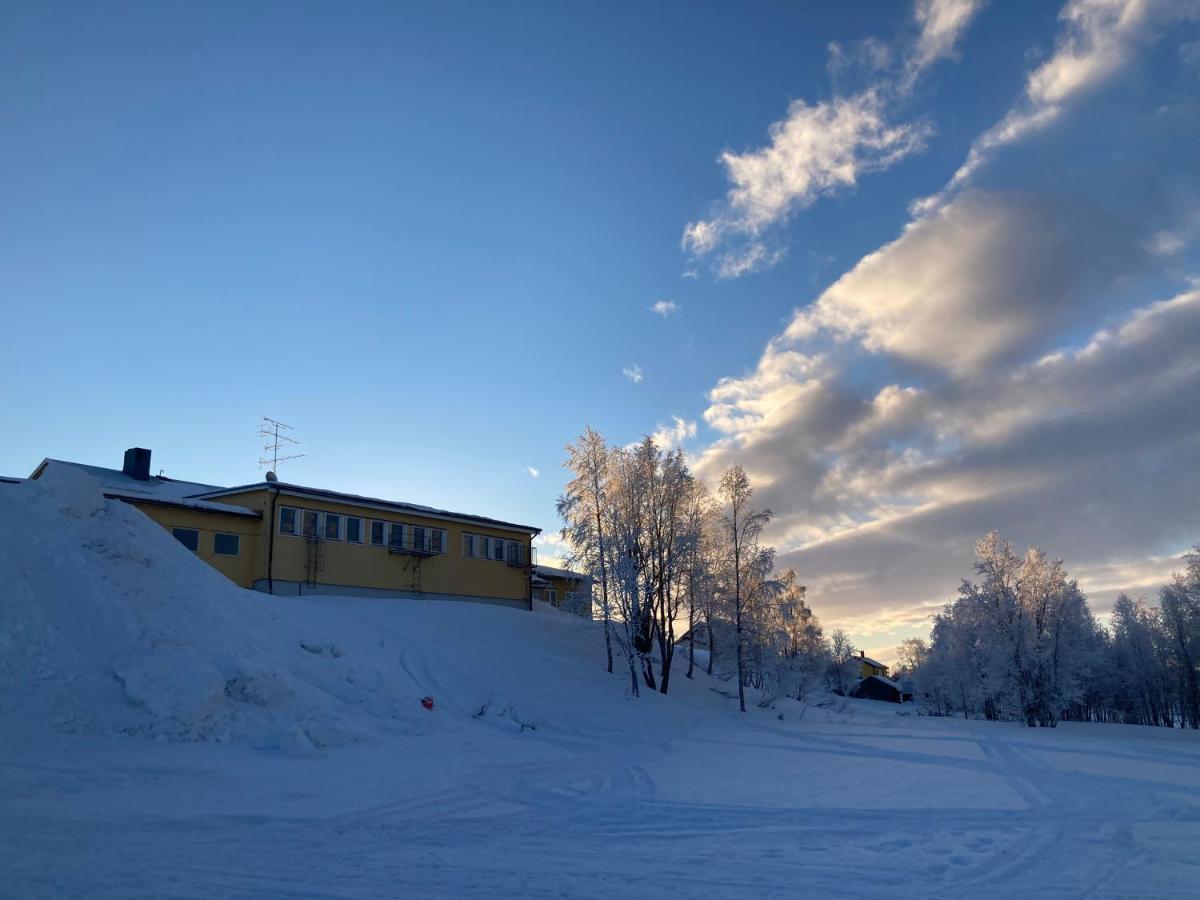 Kuttainen Lodge Karesuando Exterior foto