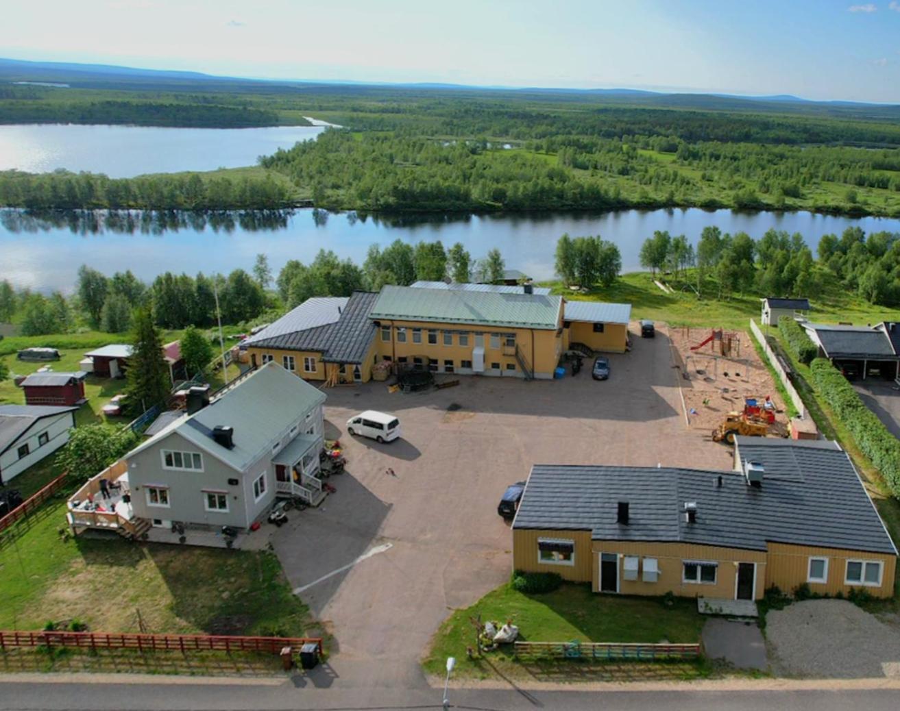 Kuttainen Lodge Karesuando Exterior foto